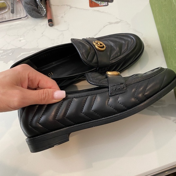 Gucci Women's Quilted Slip On chevron Loafers black size 39.5 used twice - Picture 7 of 7
